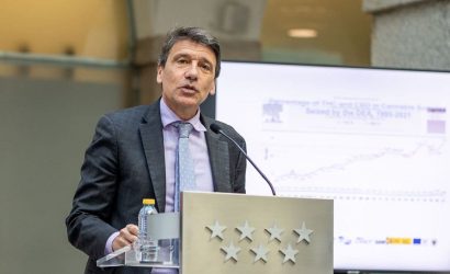 Dr.Celso Arango: «La prevención de adicciones empieza en la infancia»