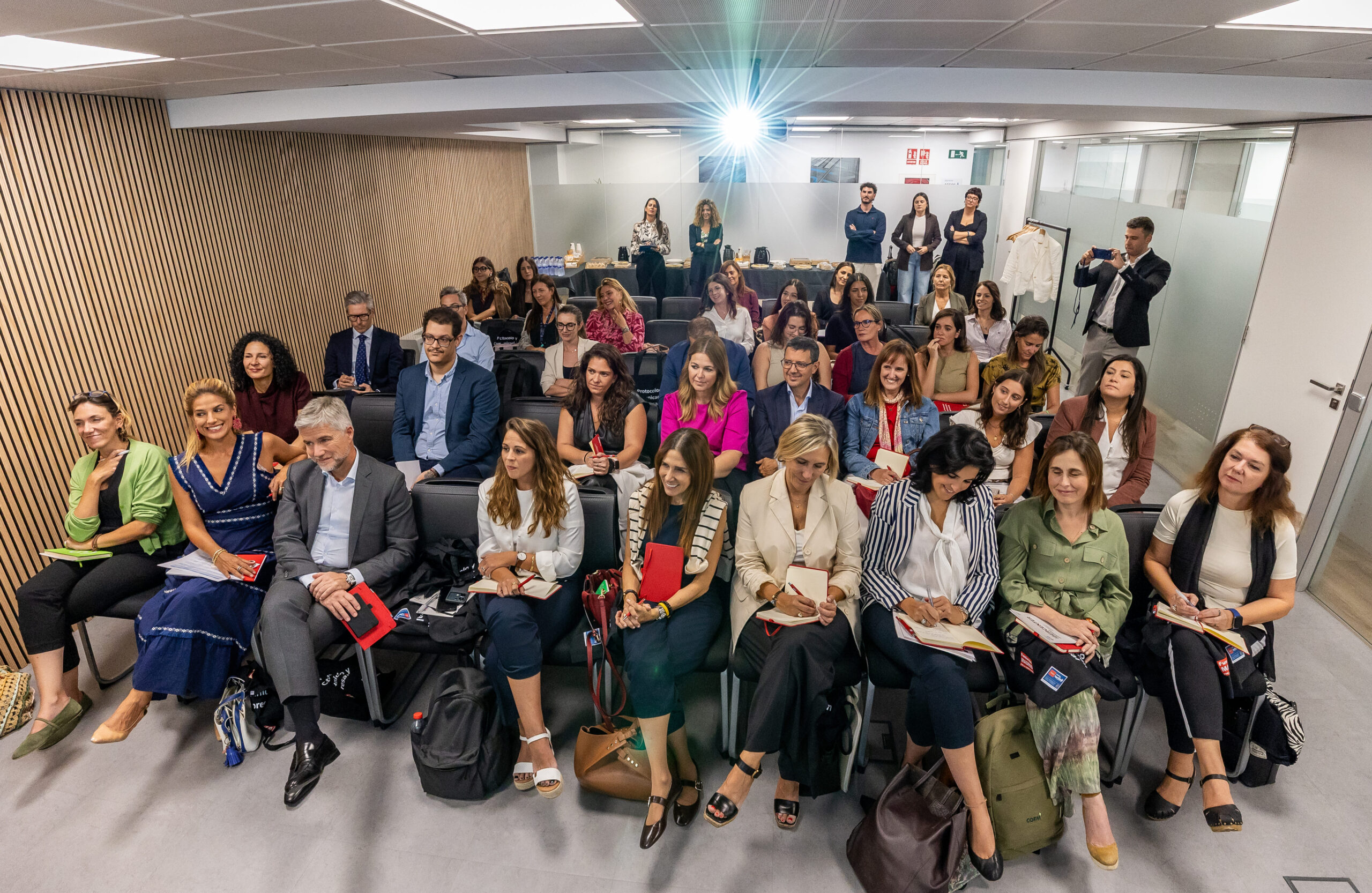 Madrid Excelente refuerza la competitividad empresarial con el lanzamiento del I Curso en Protocolo y Comunicación Empresarial