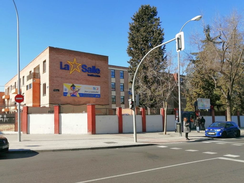 EMPRESA Colegio-Lasalle Madrid Excelente