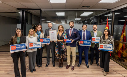 Madrid Excelente entrega el sello de calidad a AIM Inver por su labor divulgativa y su ética en asesoramiento financiero